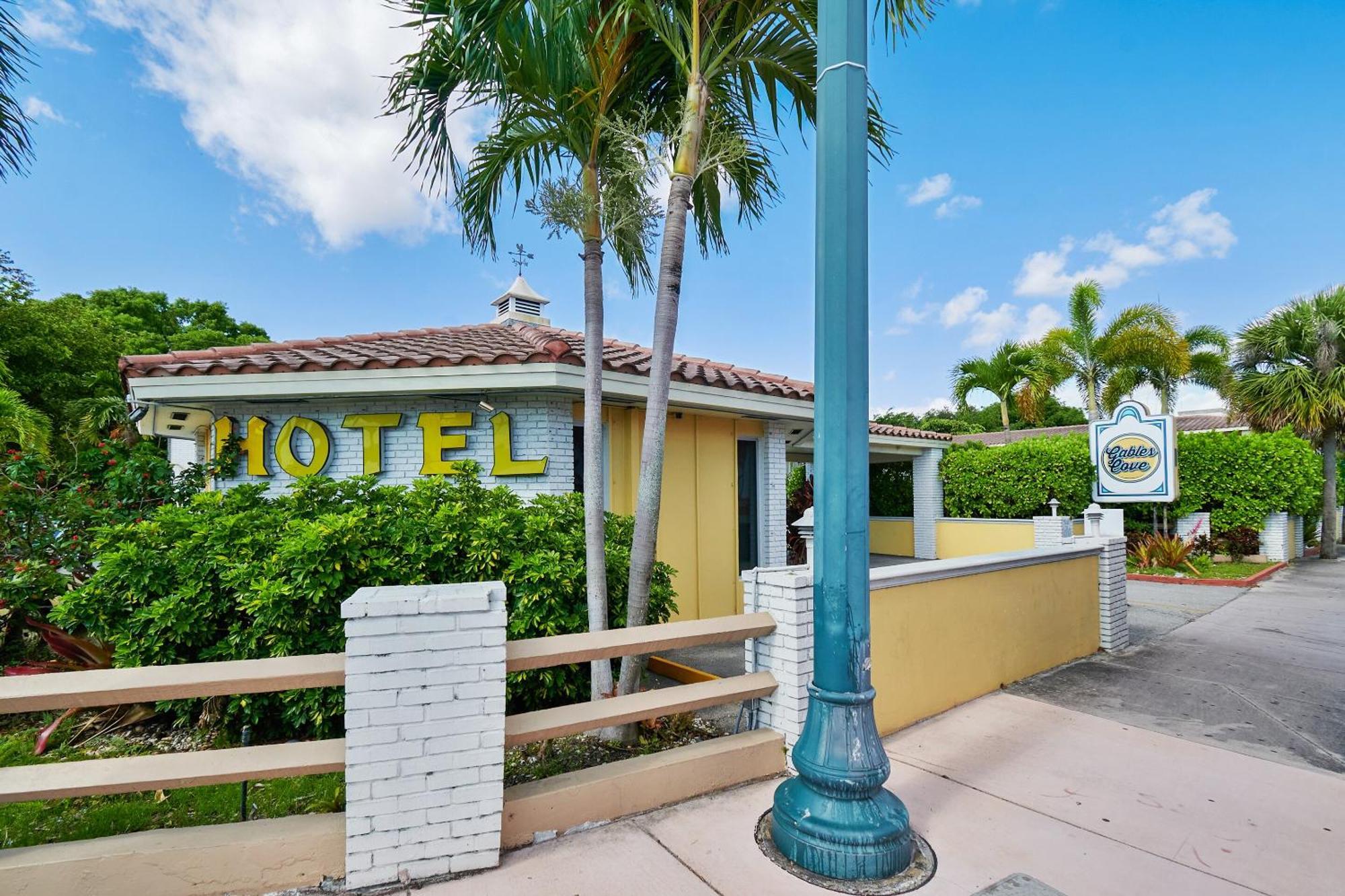 Oyo Hotel Coral Gables - Miami Airport Dış mekan fotoğraf