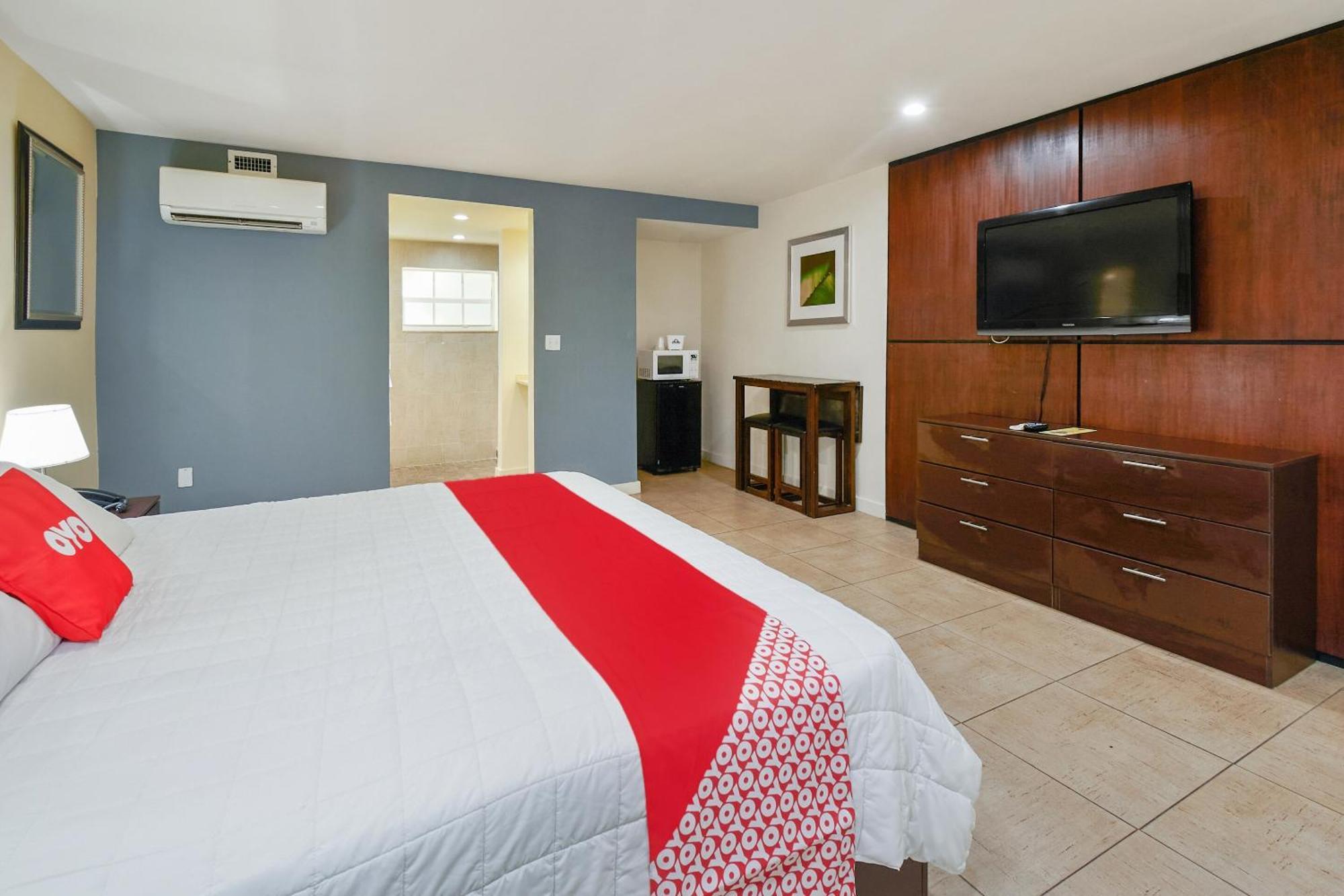 Oyo Hotel Coral Gables - Miami Airport Dış mekan fotoğraf
